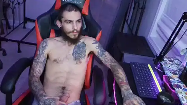 Snapshot of XMeF10 chatting on February 14, 6:12 am XMeF10 online show from February 14, 6:12 am