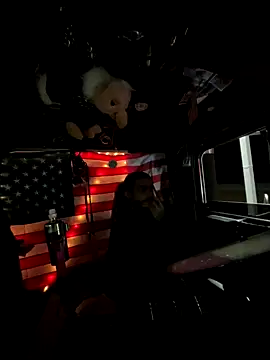 Snapshot of XMeF10 chatting on November 21, 7:51 am XMeF10 online show from November 21, 7:51 am