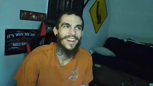 Snapshot of XMeF10 chatting on February 23, 9:05 pm XMeF10 online show from February 23, 9:05 pm