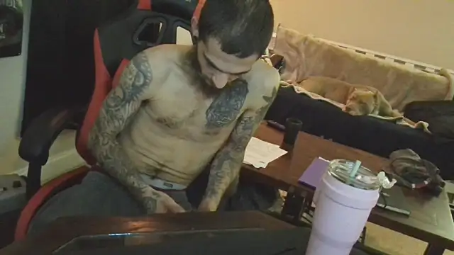 Snapshot of XMeF10 chatting on February 26, 1:57 am XMeF10 online show from February 26, 1:57 am