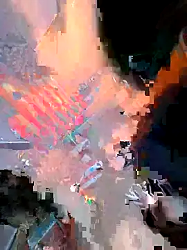 Snapshot of XMeF10 chatting on December 22, 9:37 pm XMeF10 online show from December 22, 9:37 pm