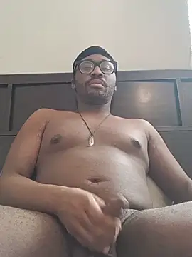 Snapshot of Hotcock100 chatting on June 11, 12:57 pm Hotcock100 online show from June 11, 12:57 pm