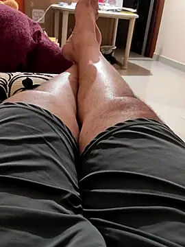 Snapshot of Akhil3290 chatting on April 20, 7:04 pm Akhil3290 online show from April 20, 7:04 pm