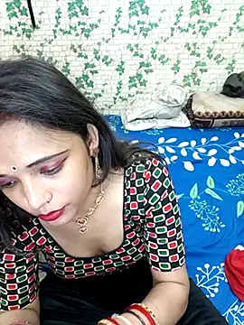 Snapshot of Dirty_couple_11 chatting on February 22, 7:47 pm Dirty couple 11 online show from February 22, 7:47 pm