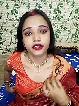 Snapshot of Dirty_couple_11 chatting on February 16, 8:43 am Dirty couple 11 online show from February 16, 8:43 am