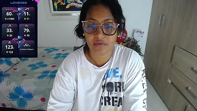 miajoseph  online show from February 17, 3:47 am