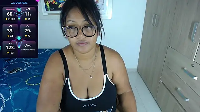miajoseph  online show from March 11, 4:19 am