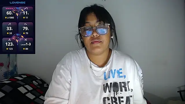 miajoseph  online show from October 27, 2:23 am