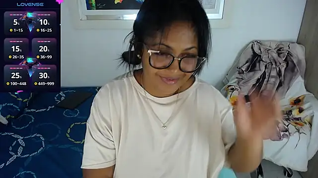 miajoseph  online show from March 21, 4:28 am