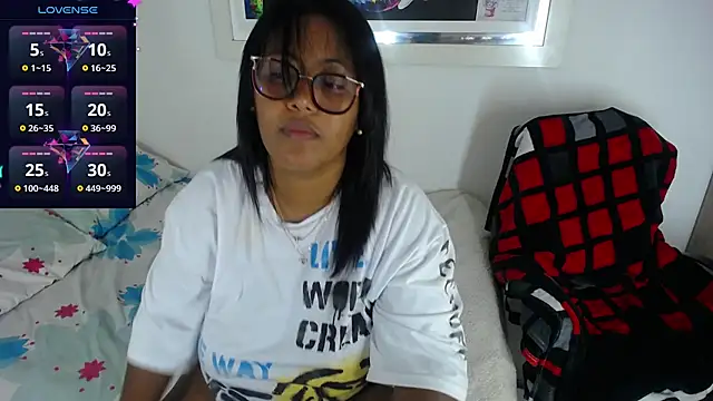 miajoseph  online show from March 1, 5:09 am