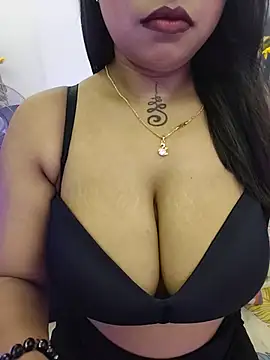 Snapshot of Sexy_Anika-for_you chatting on July 6, 1:07 pm Sexy Anika-for you online show from July 6, 1:07 pm