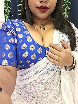 Snapshot of Sexy_Anika-for_you chatting on September 12, 5:51 am Sexy Anika-for you online show from September 12, 5:51 am