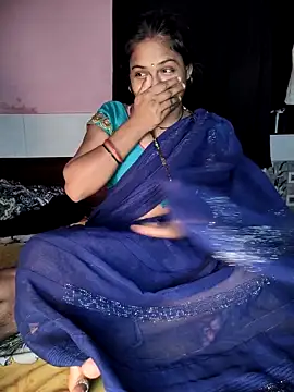 Snapshot of Shivani_Mumbai85 chatting on September 16, 5:36 pm Shivani Mumbai85 online show from September 16, 5:36 pm