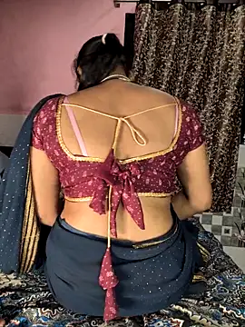 Shivani Mumbai85 online show from December 18, 5:39 pm