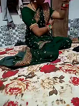 Snapshot of Shivani_Mumbai85 chatting on February 20, 4:47 pm Shivani Mumbai85 online show from February 20, 4:47 pm