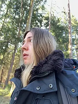 Snapshot of See_my_Boobs_ chatting on March 19, 12:56 pm See my Boobs online show from March 19, 12:56 pm