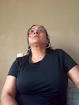 paulinaDiaz1 online show from April 25, 5:54 pm