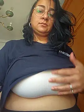 paulinaDiaz1 online show from May 11, 1:12 pm