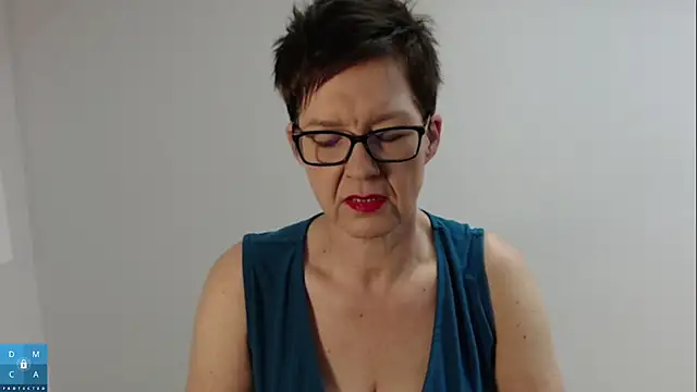 Sofie69Velvet online show from November 30, 7:42 am