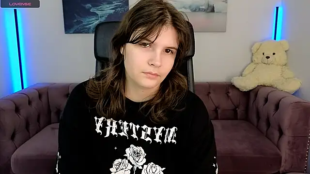 Ruyjin Choi online show from November 4, 10:30 am