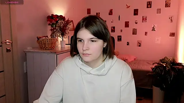 Ruyjin Choi online show from April 22, 12:34 pm