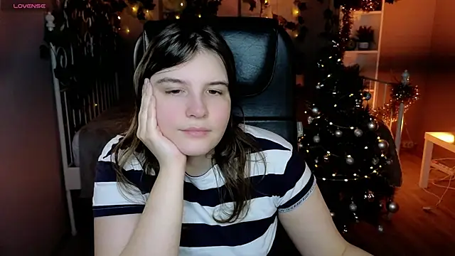 Ruyjin Choi online show from January 10, 10:54 am