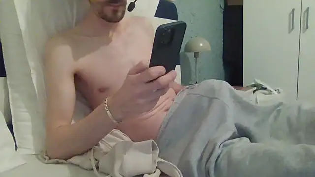 passif520 online show from March 10, 11:25 am