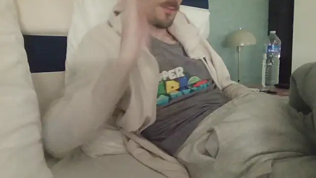 passif520 online show from March 25, 1:43 pm