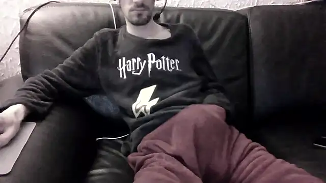 passif520 online show from November 2, 9:14 am