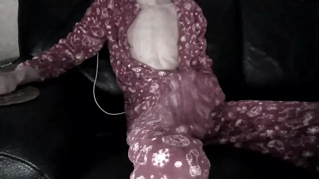 passif520 online show from December 14, 9:48 am