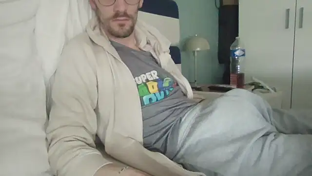 passif520 online show from March 11, 1:38 pm