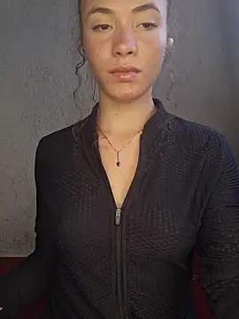 Snapshot of HelenHoltz chatting on November 16, 2:55 pm HelenHoltz online show from November 16, 2:55 pm