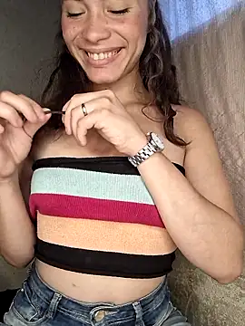 Snapshot of HelenHoltz chatting on October 31, 3:41 pm HelenHoltz online show from October 31, 3:41 pm