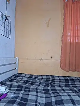 HelenHoltz online show from February 12, 3:56 pm