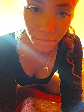 Snapshot of HelenHoltz chatting on July 1, 12:16 pm HelenHoltz online show from July 1, 12:16 pm