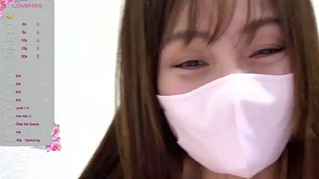 caro-caro online show from February 18, 6:37 pm