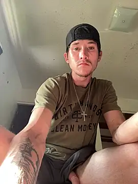 Snapshot of bigdckstud chatting on June 2, 10:32 pm bigdckstud online show from June 2, 10:32 pm