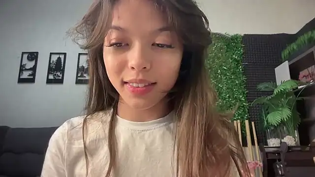DesiredHoney online show from October 5, 4:42 pm