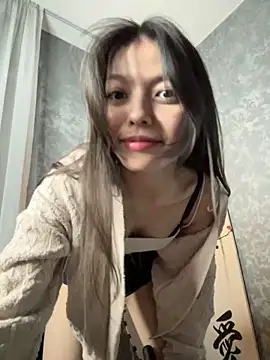 DesiredHoney online show from March 8, 5:11 pm