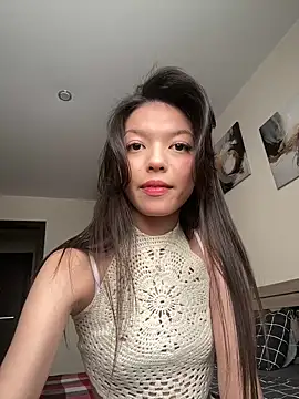 DesiredHoney online show from March 14, 9:57 am