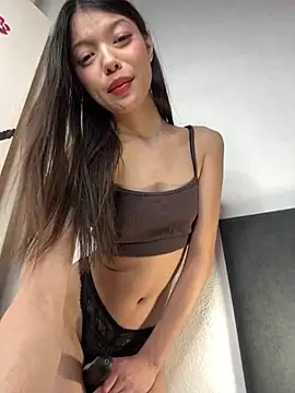 DesiredHoney online show from January 10, 9:44 am