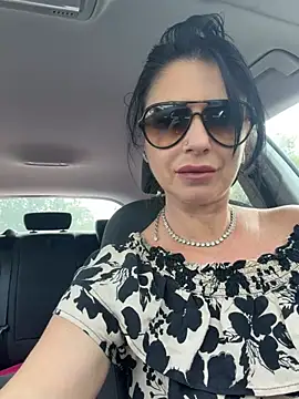 MichelleCara online show from June 4, 9:25 am