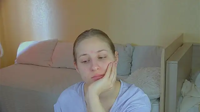 BritneyCruze online show from January 17, 9:02 am