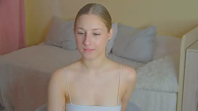 BritneyCruze online show from October 27, 9:21 am