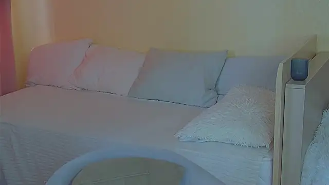 BritneyCruze online show from January 19, 10:19 am