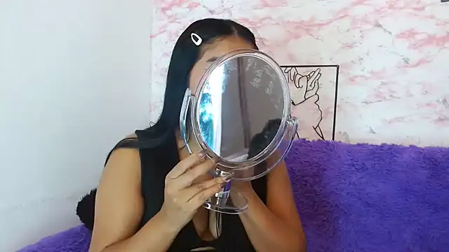 Snapshot of anahi__s chatting on November 29, 6:52 pm anahi s online show from November 29, 6:52 pm