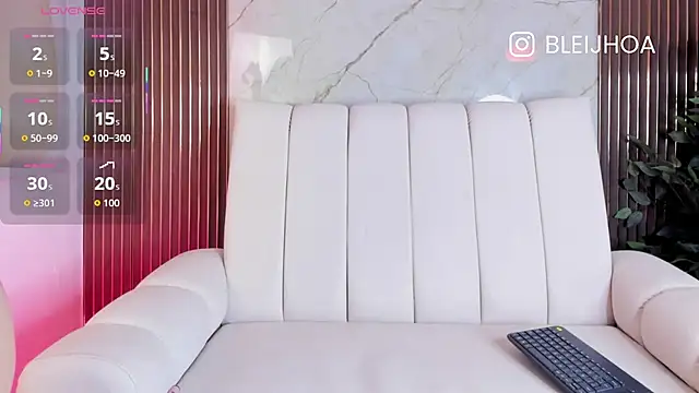 kenayfox online show from February 21, 2:35 am