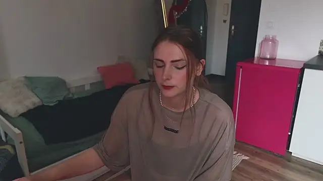 ce leste   online show from October 21, 11:20 am