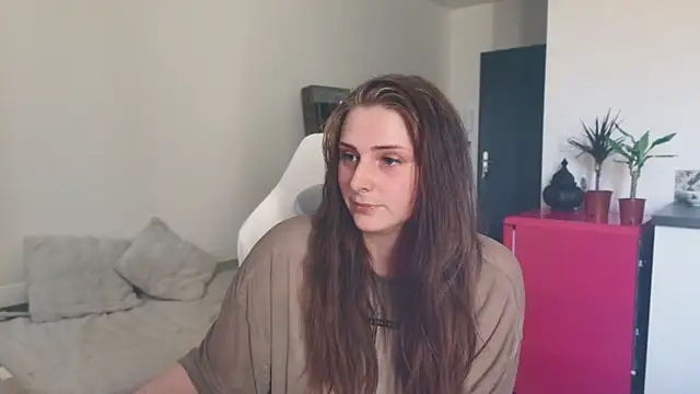 ce leste   online show from March 19, 10:48 am