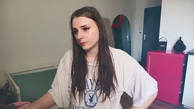 ce leste   online show from February 18, 9:28 am